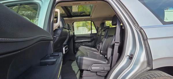 2022 Ford Expedition XLT -Excellent Condition-Under Warranty/Service Contract-Bank Finance Available