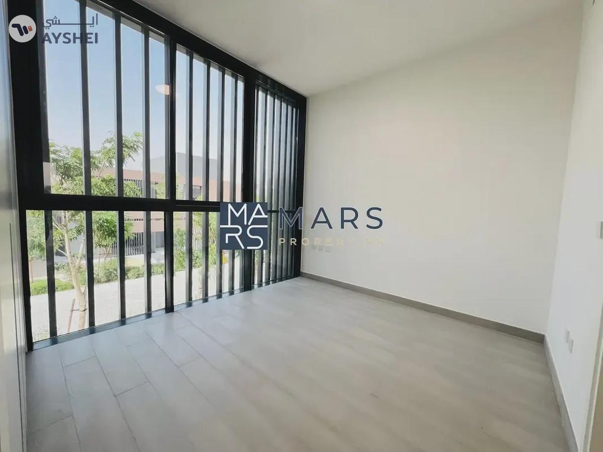 Modern Luxurious Brand New 4bhk + Private Pool + Gate Community + Maid Room -25-25