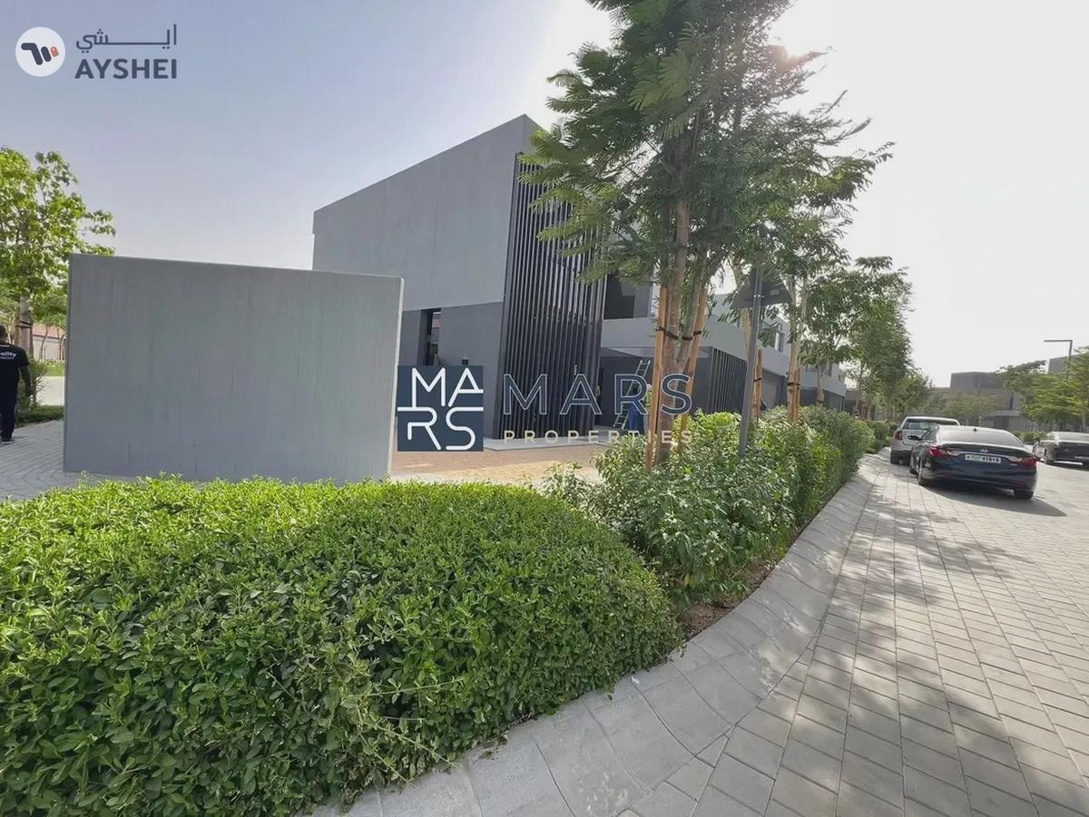 Modern Luxurious Brand New 4bhk + Private Pool + Gate Community + Maid Room -0-0