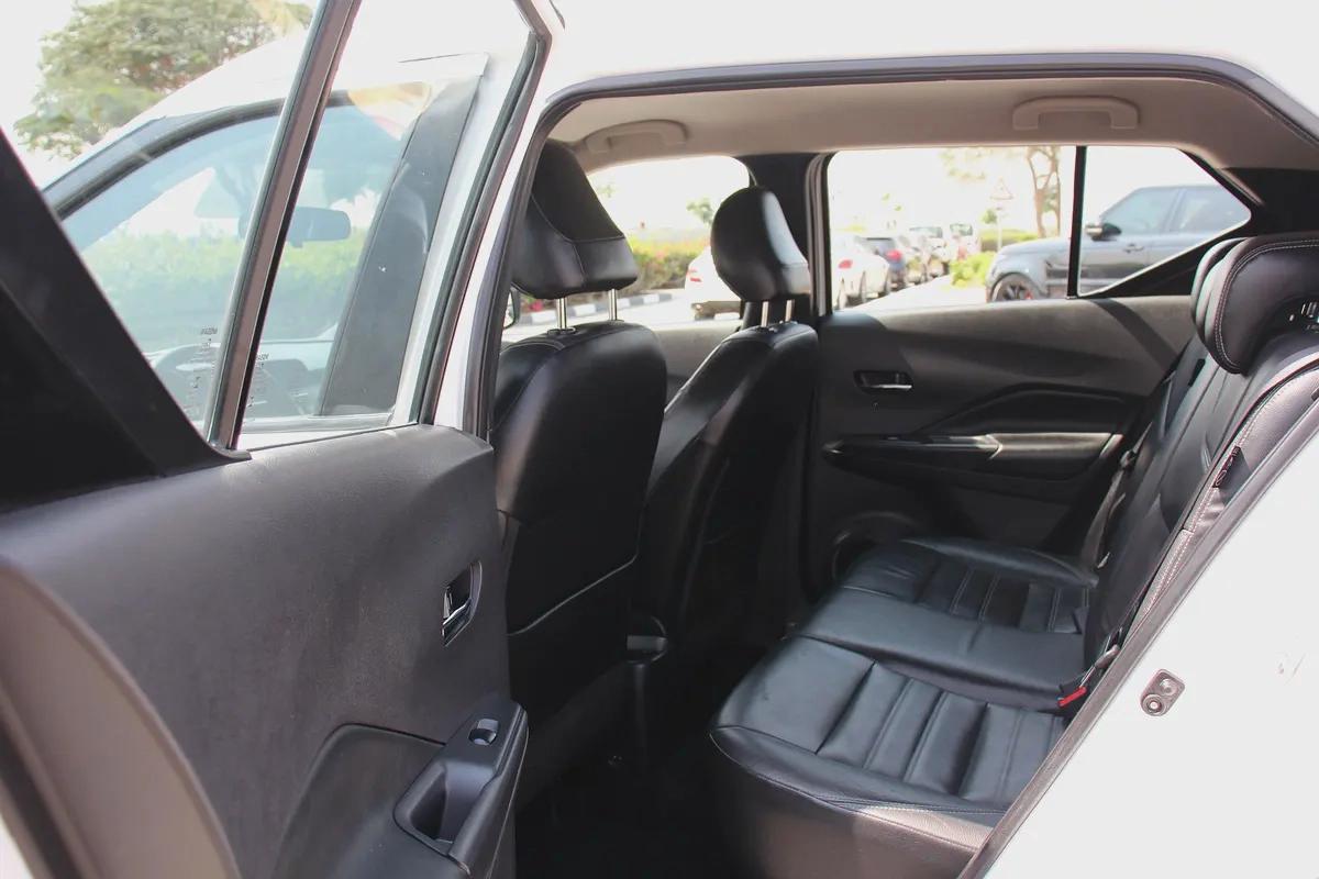 Nissan Kicks 2018 Gcc Full Option 360 Camera Leather (466x 48) With Without Down Payment-6-6