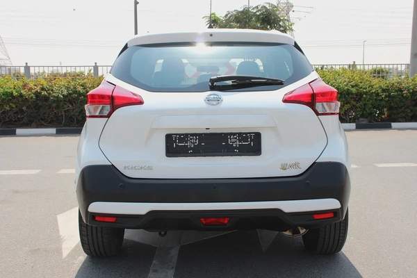 Nissan Kicks 2018 Gcc Full Option 360 Camera Leather (466x 48) With Without Down Payment