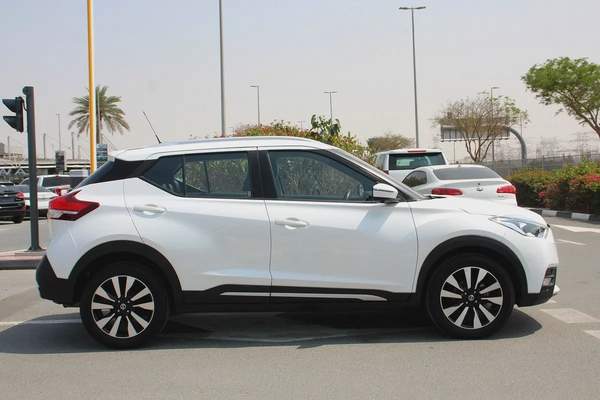 Nissan Kicks 2018 Gcc Full Option 360 Camera Leather (466x 48) With Without Down Payment
