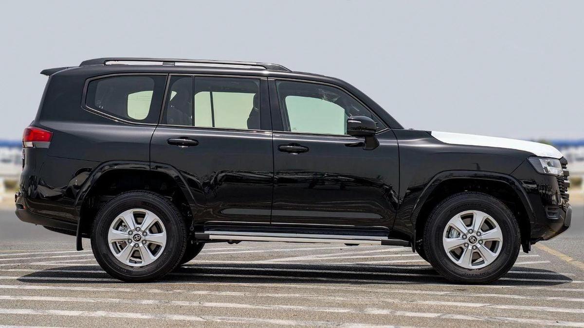 Toyota Land Cruiser LC GXR 3.3D\(LHD) TOYOTA LAND CRUISER LC300 GXR 3.3D AT MY2025 – BLACK-4-4