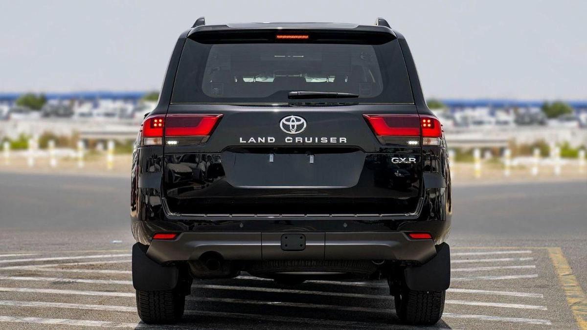 Toyota Land Cruiser LC GXR 3.3D\(LHD) TOYOTA LAND CRUISER LC300 GXR 3.3D AT MY2025 – BLACK-8-8