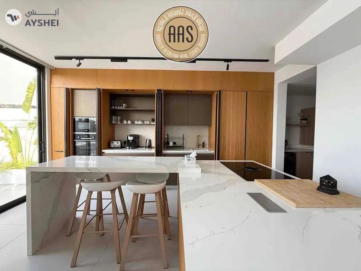 Upgraded Fully Furnished 5BR Villa Available For Rent in Falcon Dubai-17-17