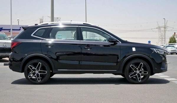 MG RX5 Brand New MG RX5 Plus Deluxe FOR EXPORT A/T | Petrol | Black/Beige | N-RX5-DEL-1.5-25|