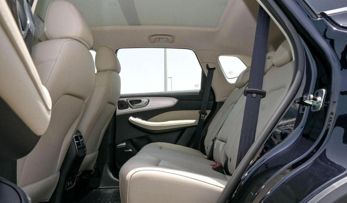 MG RX5 Brand New MG RX5 Plus Deluxe FOR EXPORT A/T | Petrol | Black/Beige | N-RX5-DEL-1.5-25|-18-18