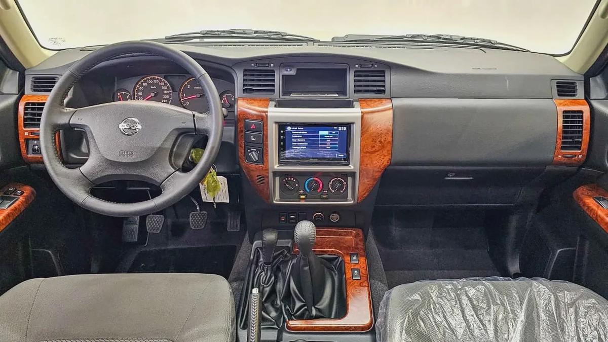 NISSAN - SAFARI - Y61 MT - V6 4.8L - MANUEL - 4WD - UNDER WARRANTY - 2024 - 0 KM - GCC SPECS - 2DOOR-1-1