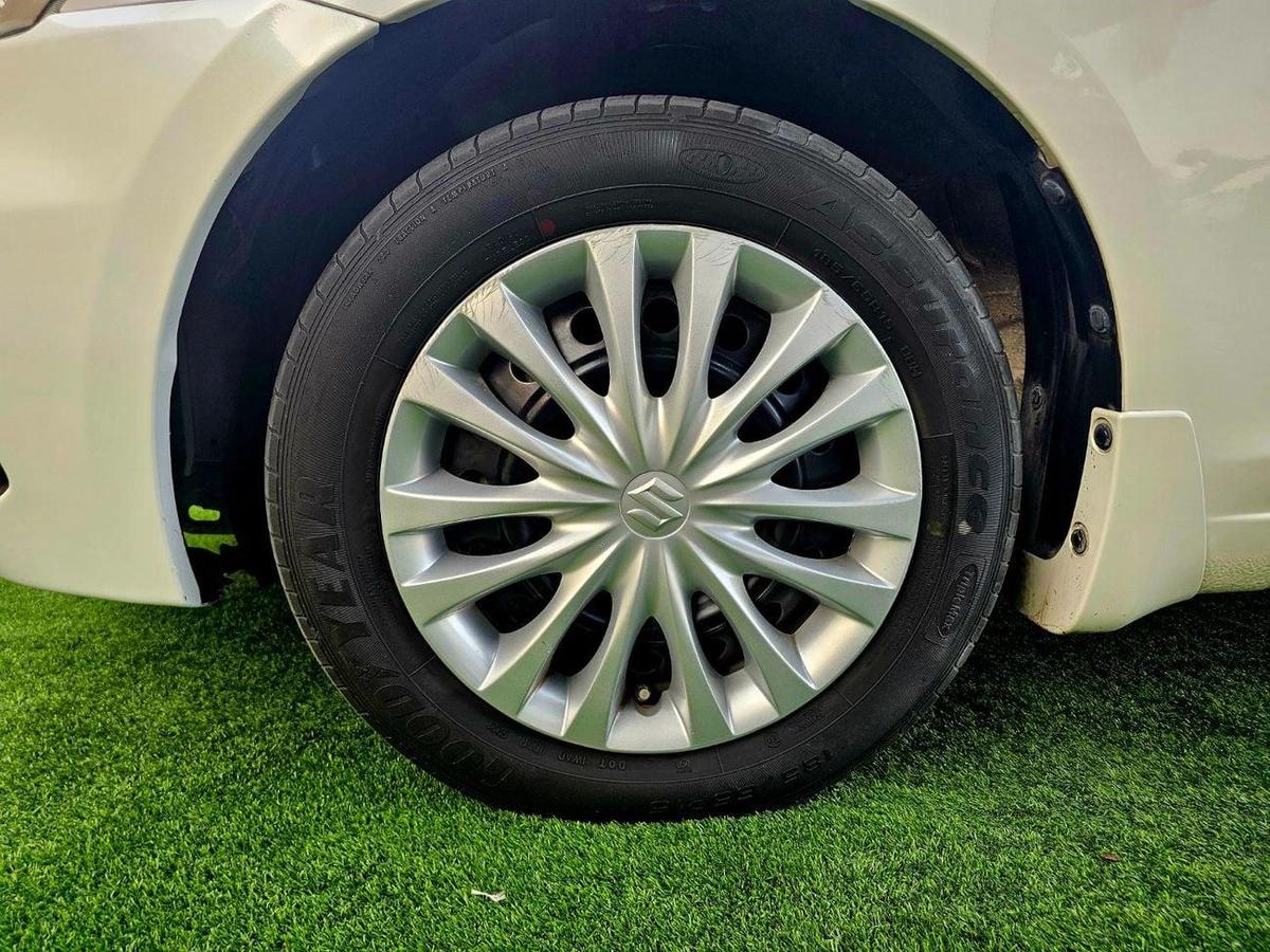 Suzuki Ciaz CIAZ GL/ 1.5L GCC/ LOW MILEAGE/ IMMACULATE CONDIITON-4-4