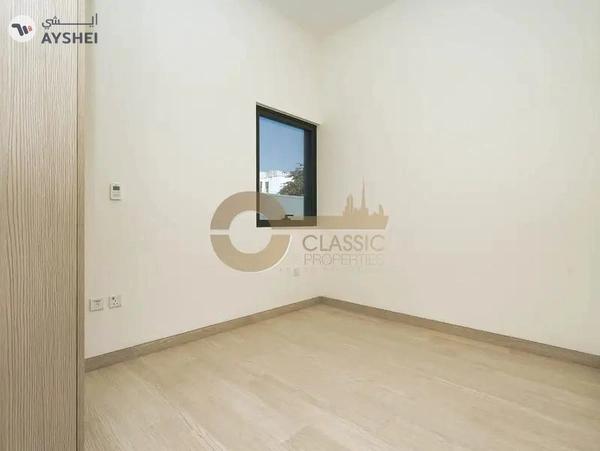 Luxurious Townhouse |Corner Unit| Vastu Compliant