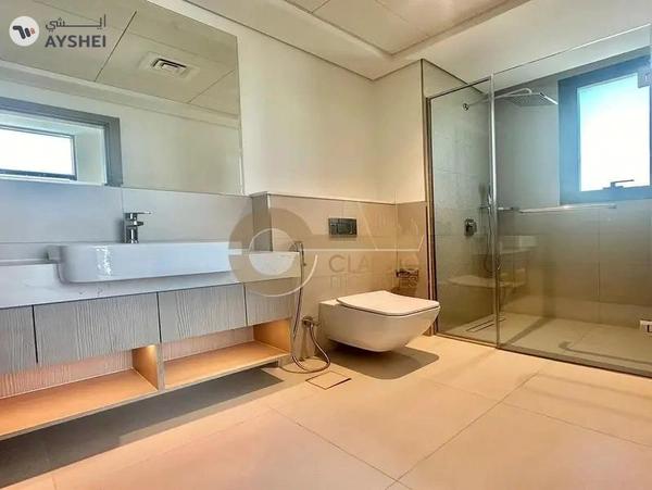 Luxurious Townhouse |Corner Unit| Vastu Compliant