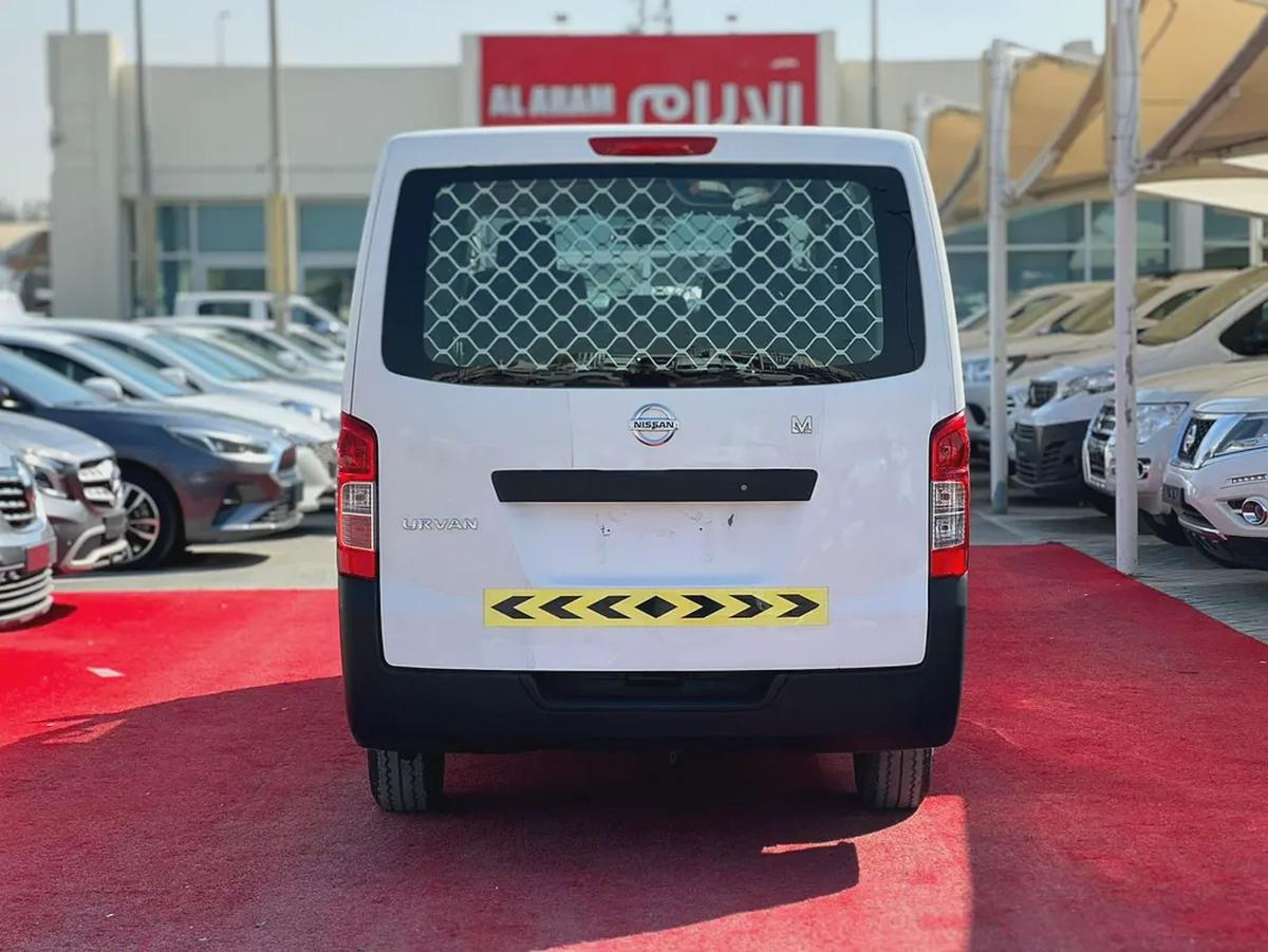 2022 | Nissan Urvan | Automatic |Van | GCC | Ref#963-4-4