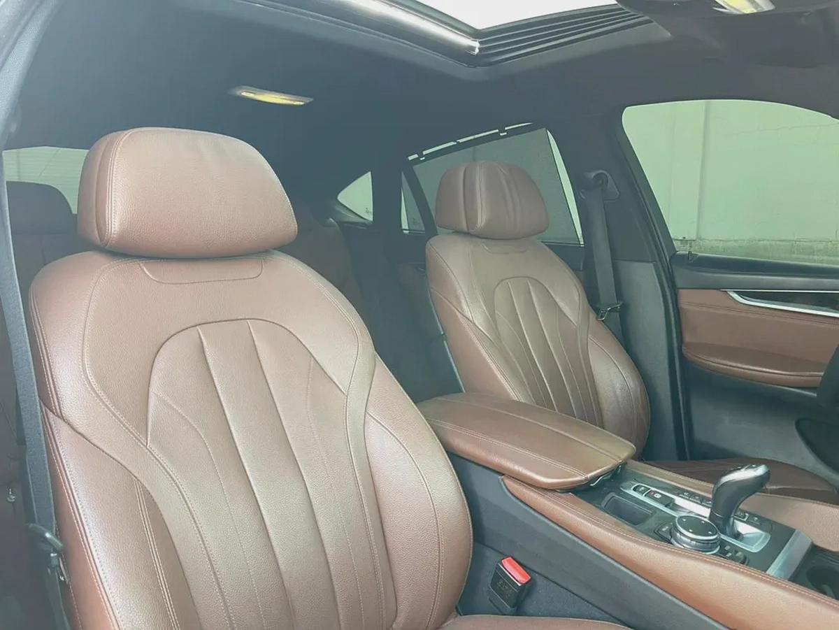 BMW X6 V8 GCC full option accident free excellent condition-8-8