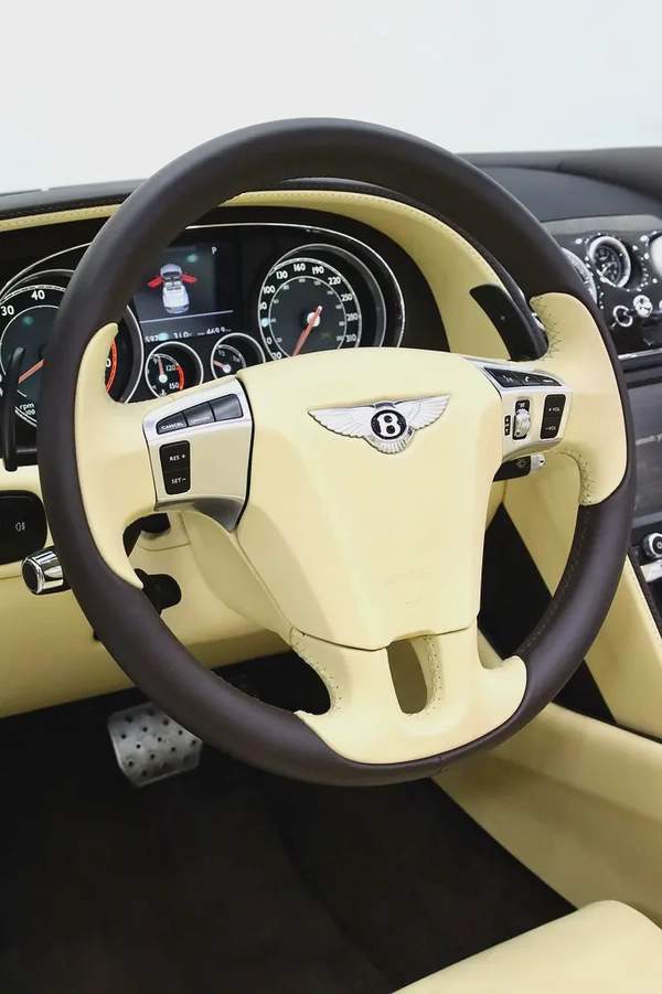 BENTLEY CONTINENTAL GTC SPEED W12 - SPECIAL GAZELLE BEIGE + NAIM AUDIO