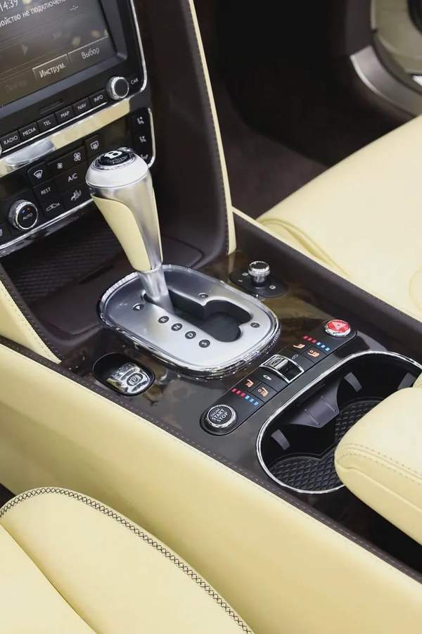 BENTLEY CONTINENTAL GTC SPEED W12 - SPECIAL GAZELLE BEIGE + NAIM AUDIO