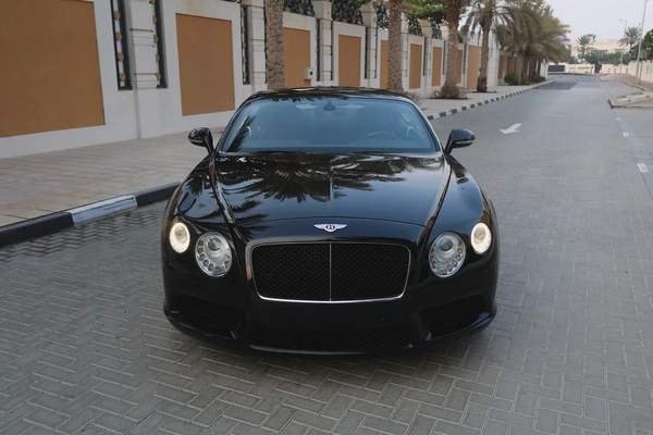 BENTLEY CONTINENTAL GT-113000km-2013-GCC SPECS-FULL SERVICE HISTORY-EXCELLENT CONDITION