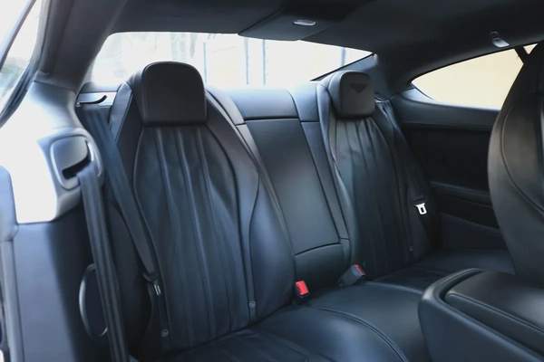 BENTLEY CONTINENTAL GT-113000km-2013-GCC SPECS-FULL SERVICE HISTORY-EXCELLENT CONDITION