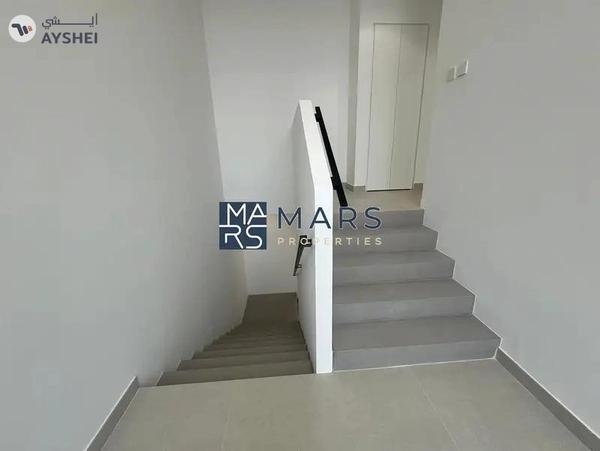 Elegant Lavish 3BR Villa in Massar 145k