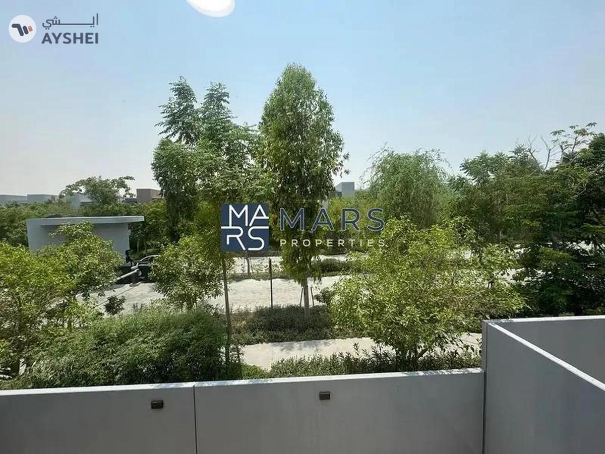 Elegant Lavish 3BR Villa in Massar 145k-14-14