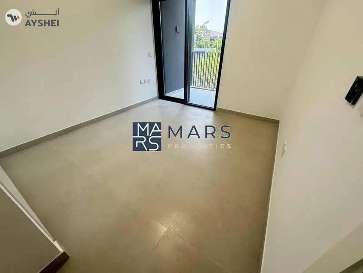 Elegant Lavish 3BR Villa in Massar 145k-4-4