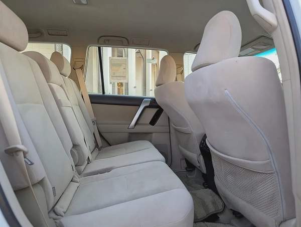 2023 TOYOTA PRADO GCC V4 2.7L ORIGINAL PAINT ACCIDENT FREE IN EXCELLENT CONDITION