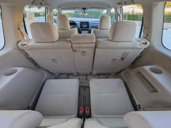 2023 TOYOTA PRADO GCC V4 2.7L ORIGINAL PAINT ACCIDENT FREE IN EXCELLENT CONDITION