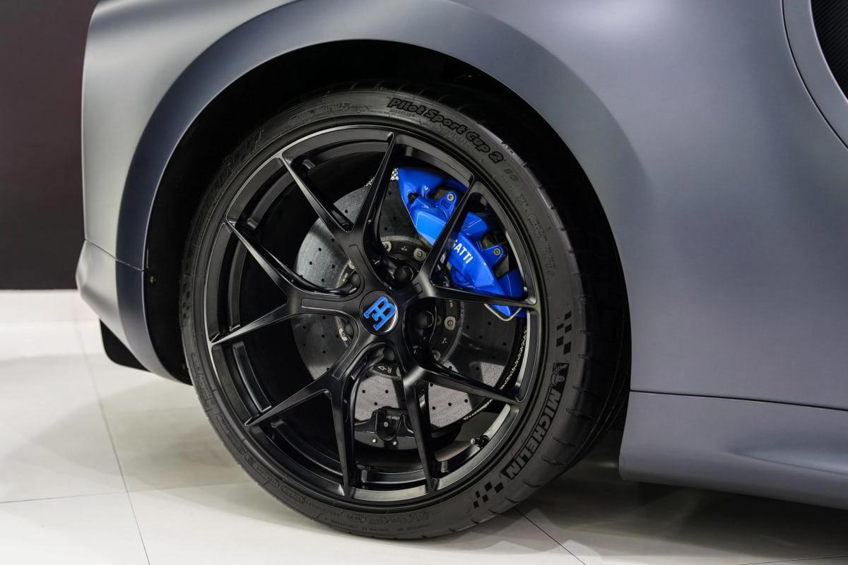 Bugatti Chiron Sport-6-6