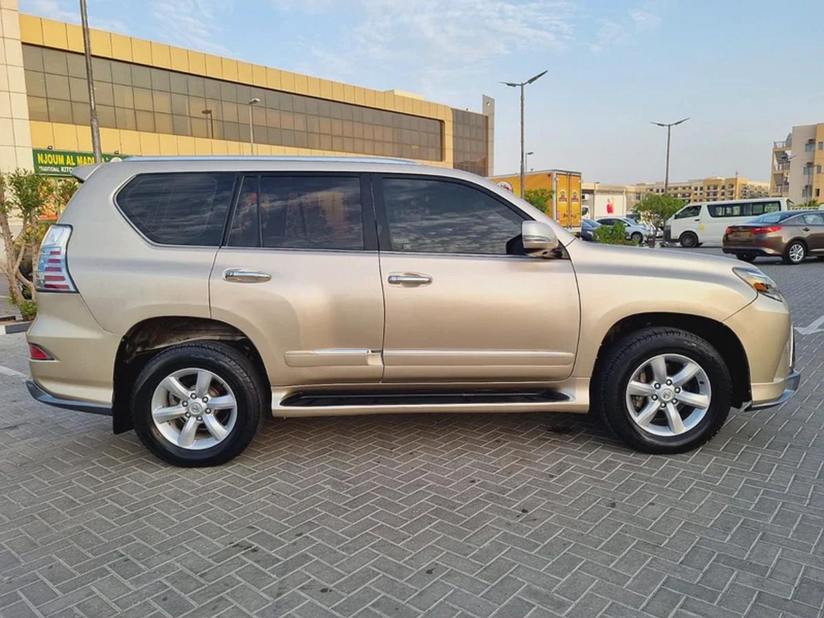 LEXUS GX460 2010 FACELIFTED 2022 G.C.C FULL OPTION IN EXCELLENT CONDITION-9-9