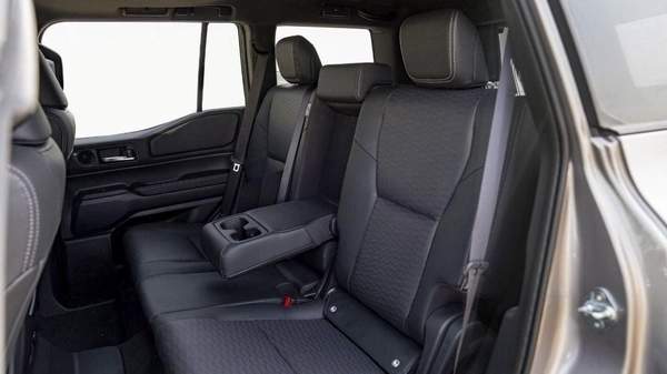 Toyota Prado Toyota Prado 2.4L Turbo Petrol Luxury A/T