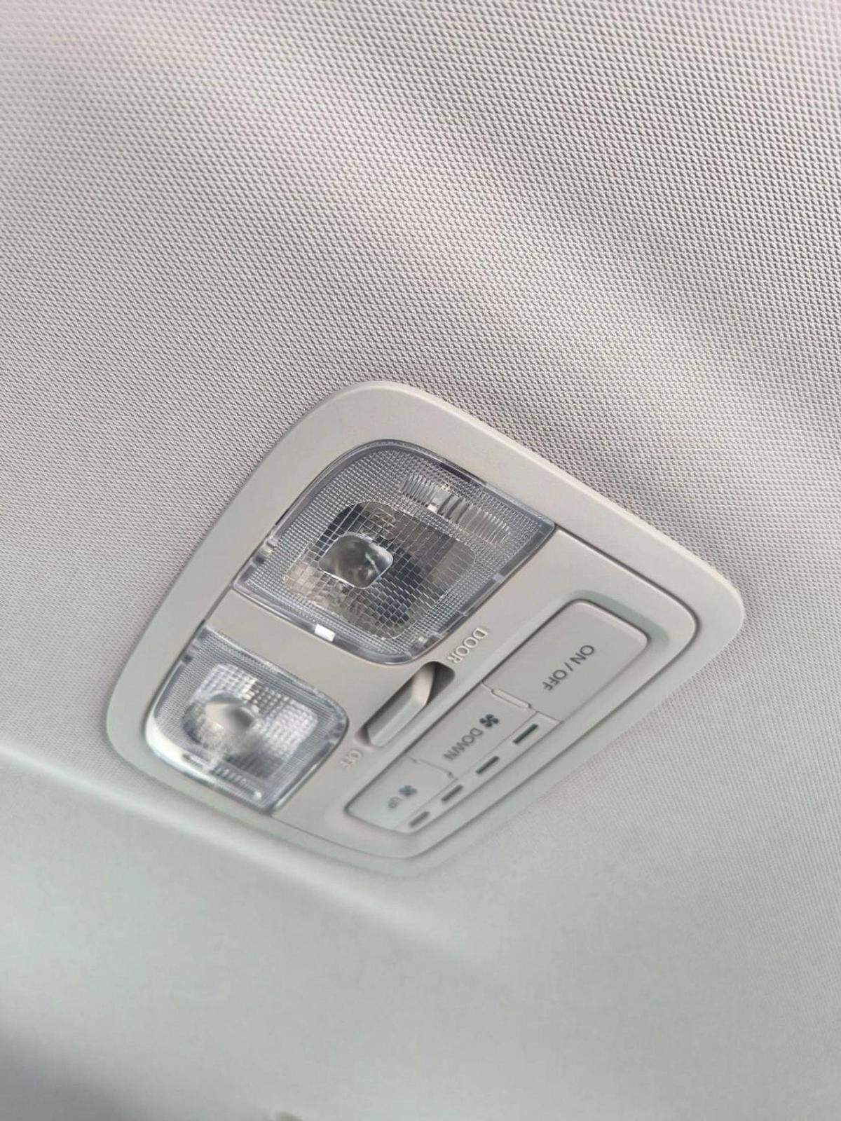 Mitsubishi Pajero Sport MID OPTION DIESEL-11-11