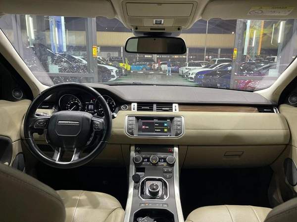 Land Rover Range Rover Evoque P200 R-Dynamic HSE 2.0L