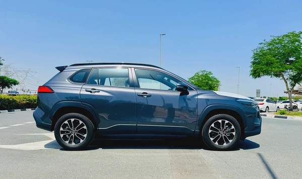 2025 Toyota Corolla Cross GLI - GCC Specs - Brand New!