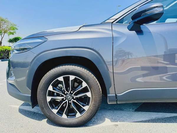 2025 Toyota Corolla Cross GLI - GCC Specs - Brand New!
