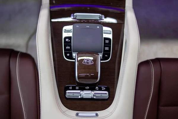 MERCEDES GLS600 MAYBACH | 2024 | 9,200km