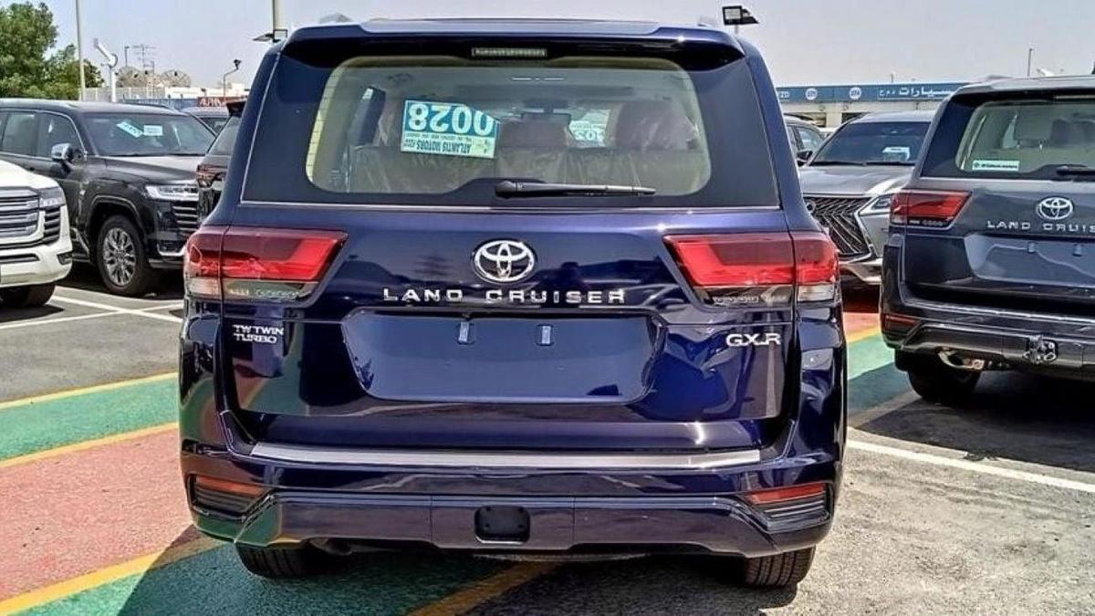 Toyota Land Cruiser TOYOTA LANDCRUISER GXR DIESEL-3-3