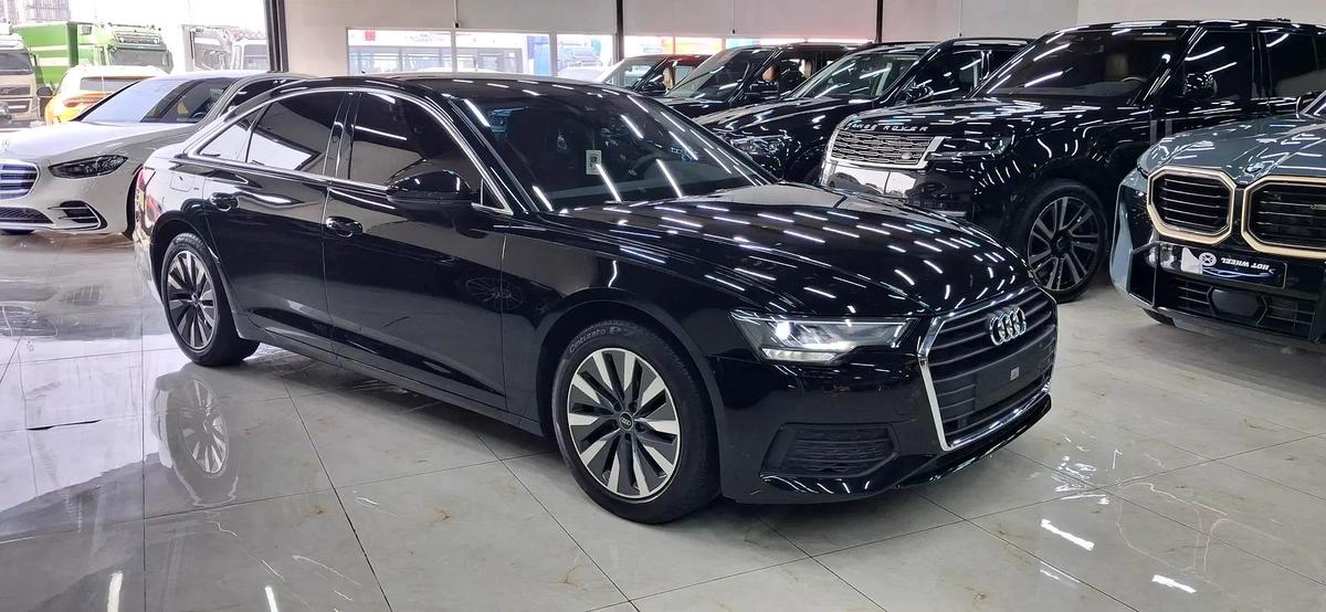 GCC Specs Audi A6 45 TFSI 2023 - Pristine Condition-6-6