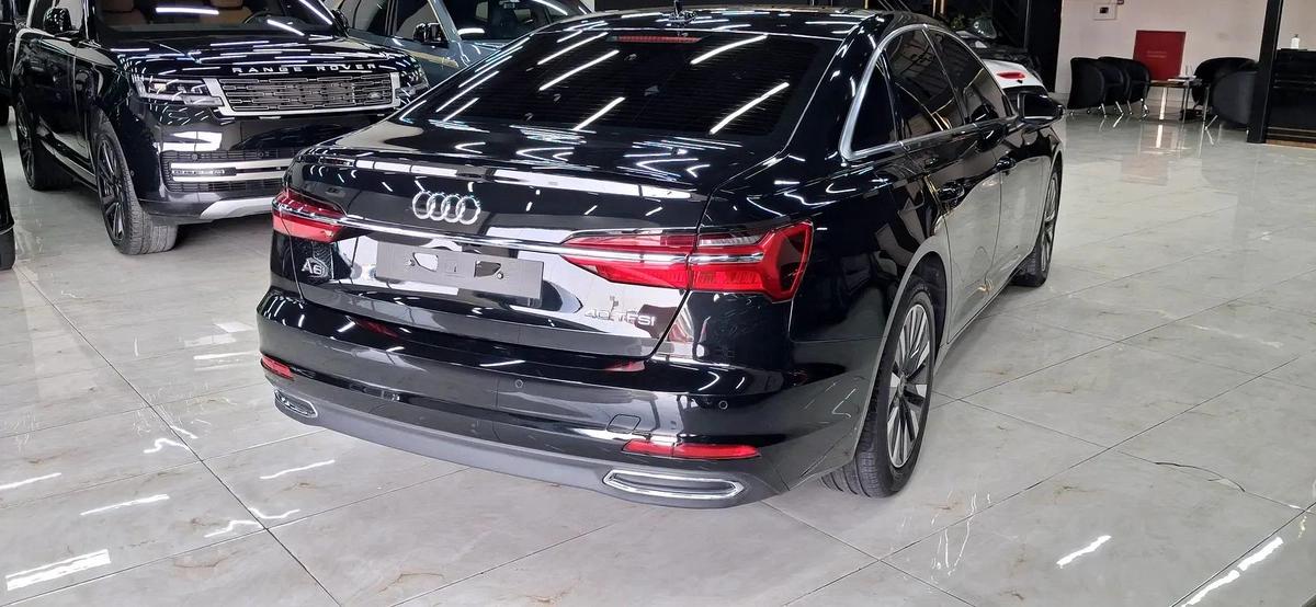 GCC Specs Audi A6 45 TFSI 2023 - Pristine Condition-2-2
