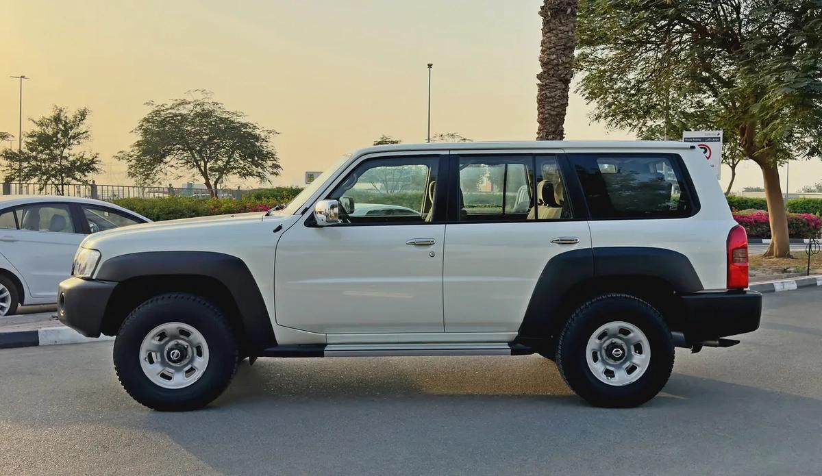 2023 Nissan Patrol Safari GL, Warranty and Service Package, GCC Specifications-3-3
