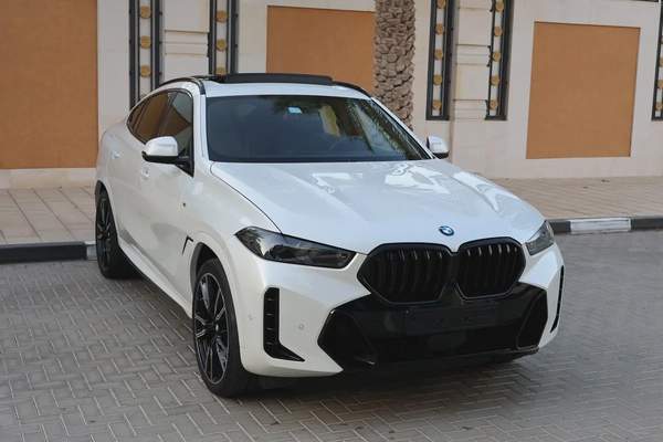BMW X6-XDrive40i-2024-47000KM-GCC SPECS-UNDER WARRANTY SERVICE- EXCELLENT CONDITION