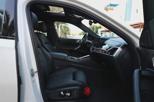 BMW X6-XDrive40i-2024-47000KM-GCC SPECS-UNDER WARRANTY SERVICE- EXCELLENT CONDITION