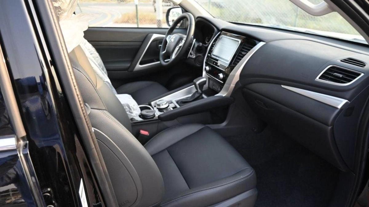 Mitsubishi Pajero Sport Pajero sport 2.4 deisel automatic-4-4