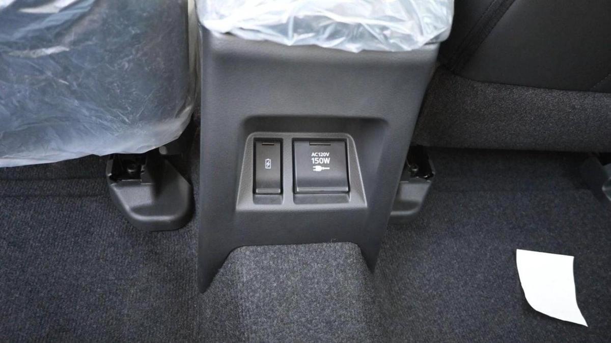 Mitsubishi Pajero Sport Pajero sport 2.4 deisel automatic-5-5