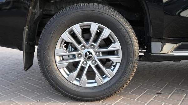 Mitsubishi Pajero Sport Pajero sport 2.4 deisel automatic