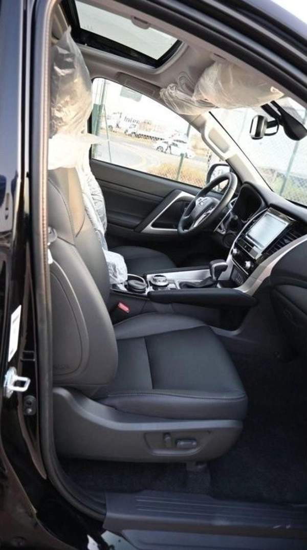 Mitsubishi Pajero Sport Pajero sport 2.4 deisel automatic