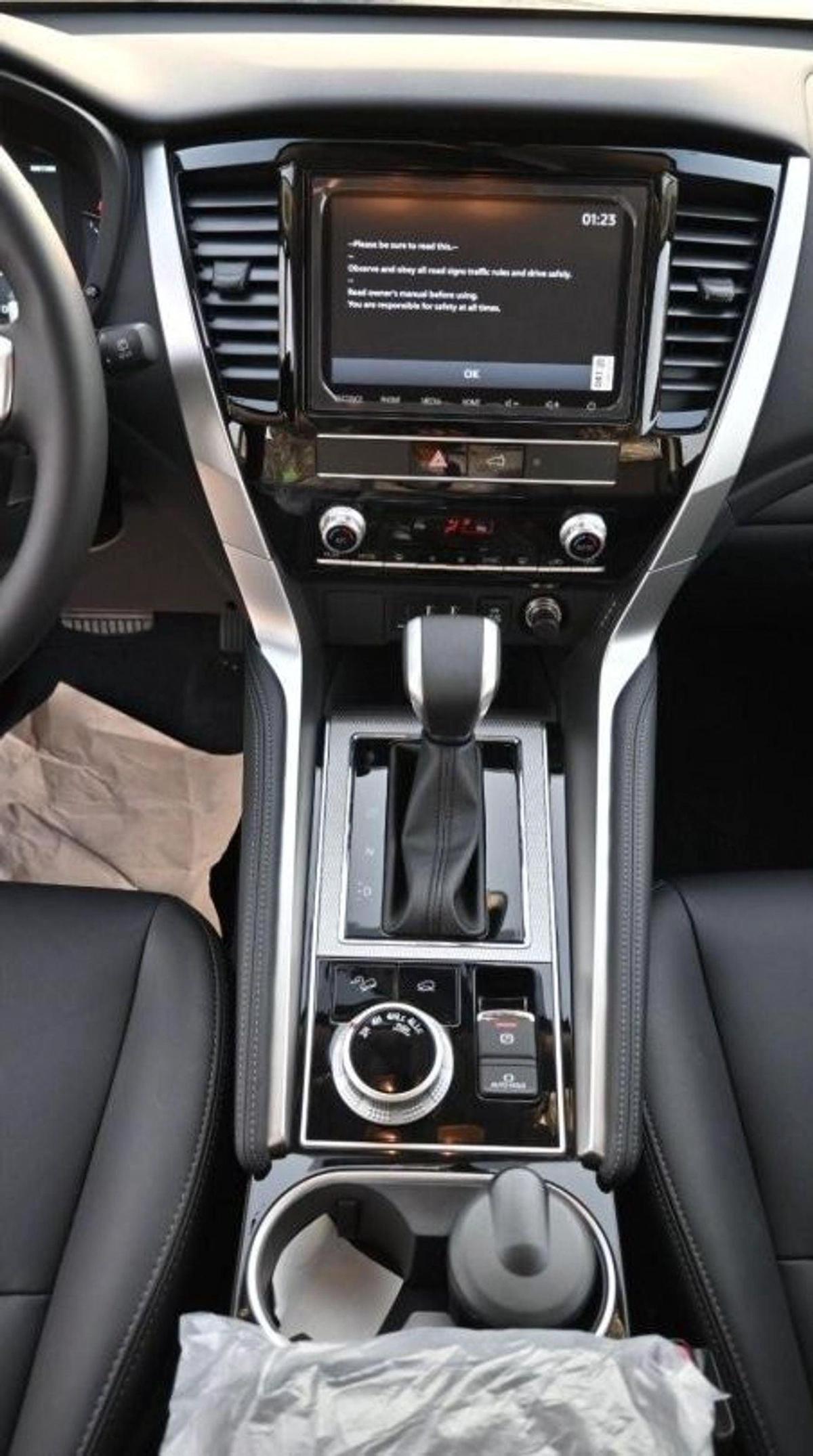 Mitsubishi Pajero Sport Pajero sport 2.4 deisel automatic-16-16