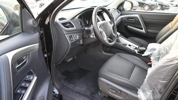 Mitsubishi Pajero Sport Pajero sport 2.4 deisel automatic