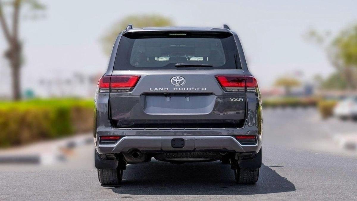 Toyota Land Cruiser LC300 VXR 3.3D AT MY2025– GREY-4-4