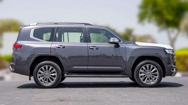 Toyota Land Cruiser LC300 VXR 3.3D AT MY2025– GREY