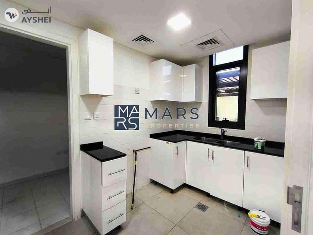 Spacious 3-Bedroom Townhouse for Sale in Nasma Residences, Sharjah💰 Selling Price: AED 1,600,000-18-18