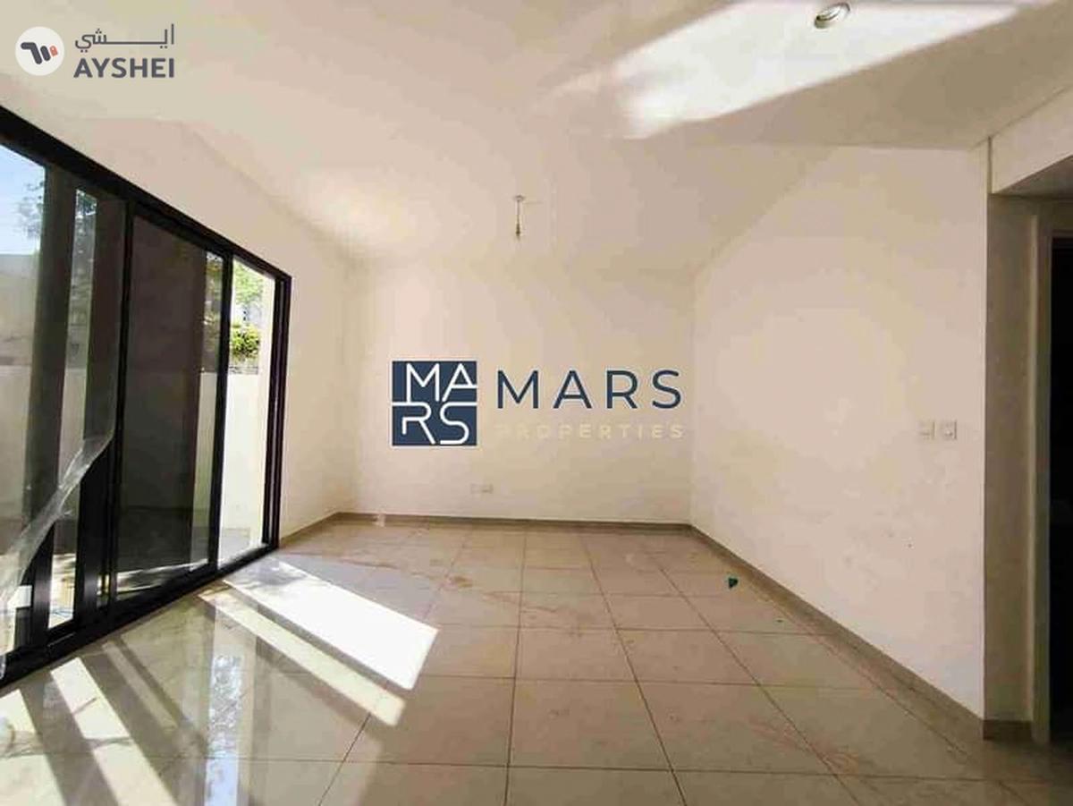 Spacious 3-Bedroom Townhouse for Sale in Nasma Residences, Sharjah💰 Selling Price: AED 1,600,000-2-2
